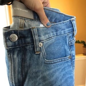 Everlane high rise kick crop